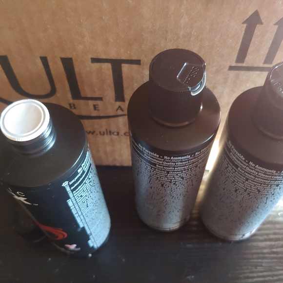 SOLD Arctic Fox Poison hair dye set of 3 - Picture 4 of 4